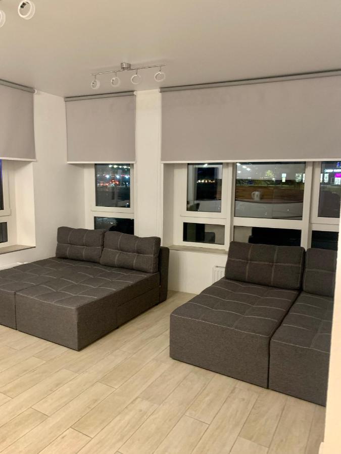 New 3 Rooms Apartment Near The Metro Station Kiev Exterior foto